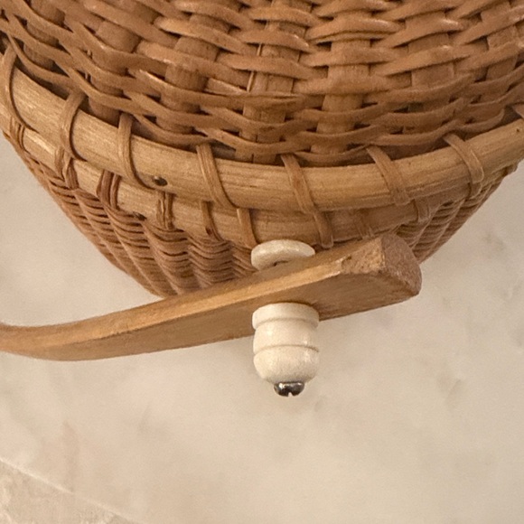 Nantucket Basket Purse - Picture 3 of 8